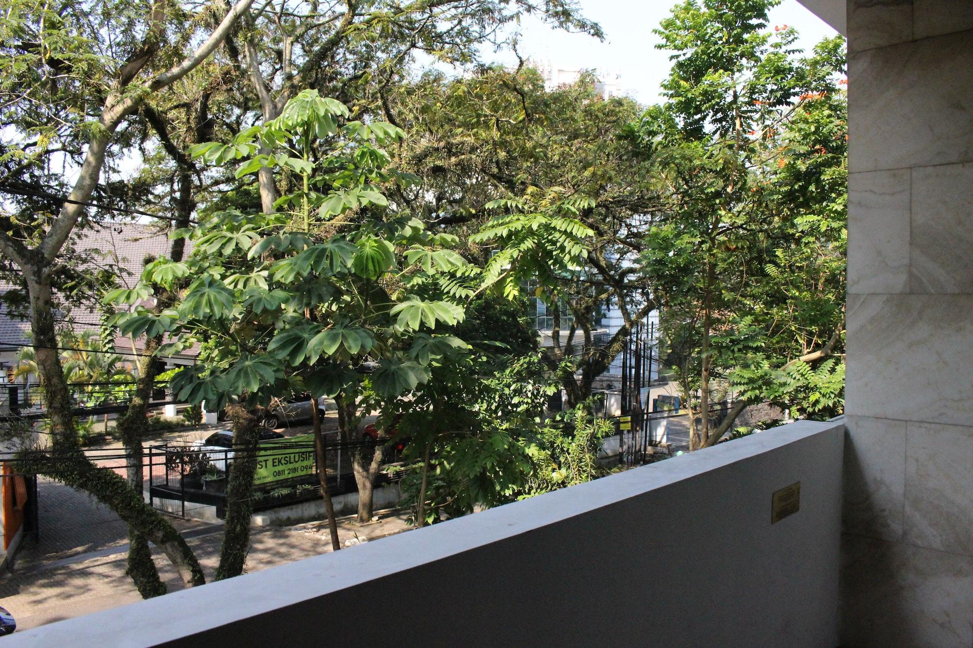House Sangkuriang Hotel Bandung Kültér fotó