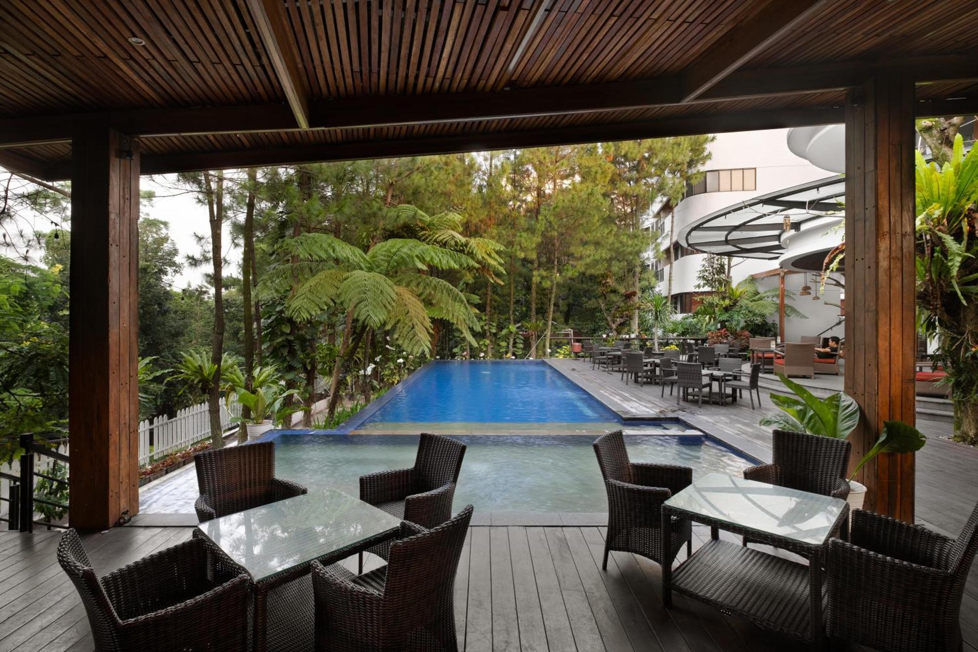 House Sangkuriang Hotel Bandung Kültér fotó