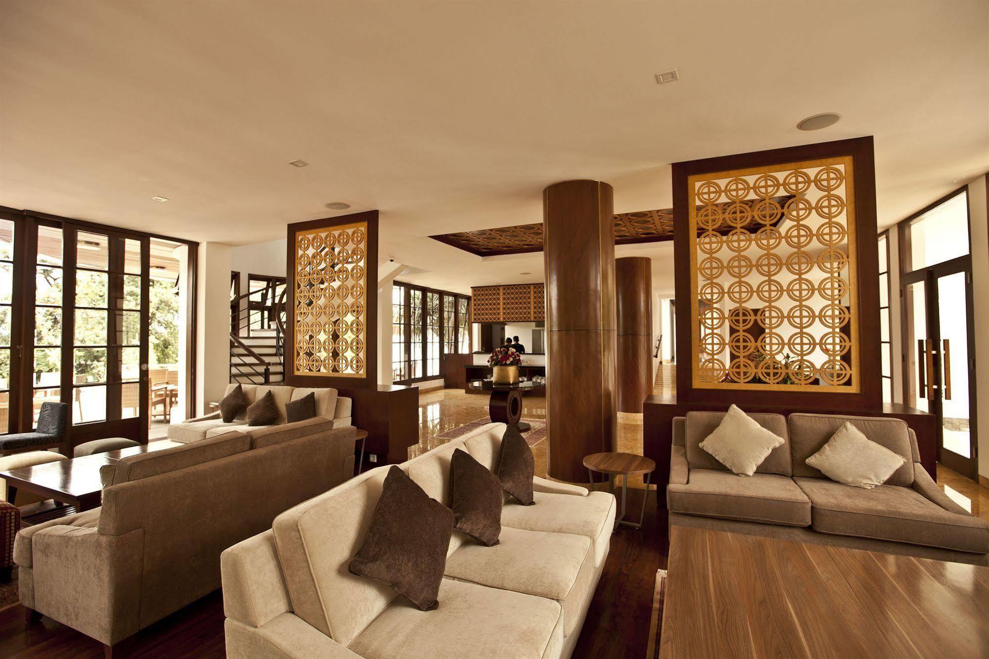 House Sangkuriang Hotel Bandung Kültér fotó