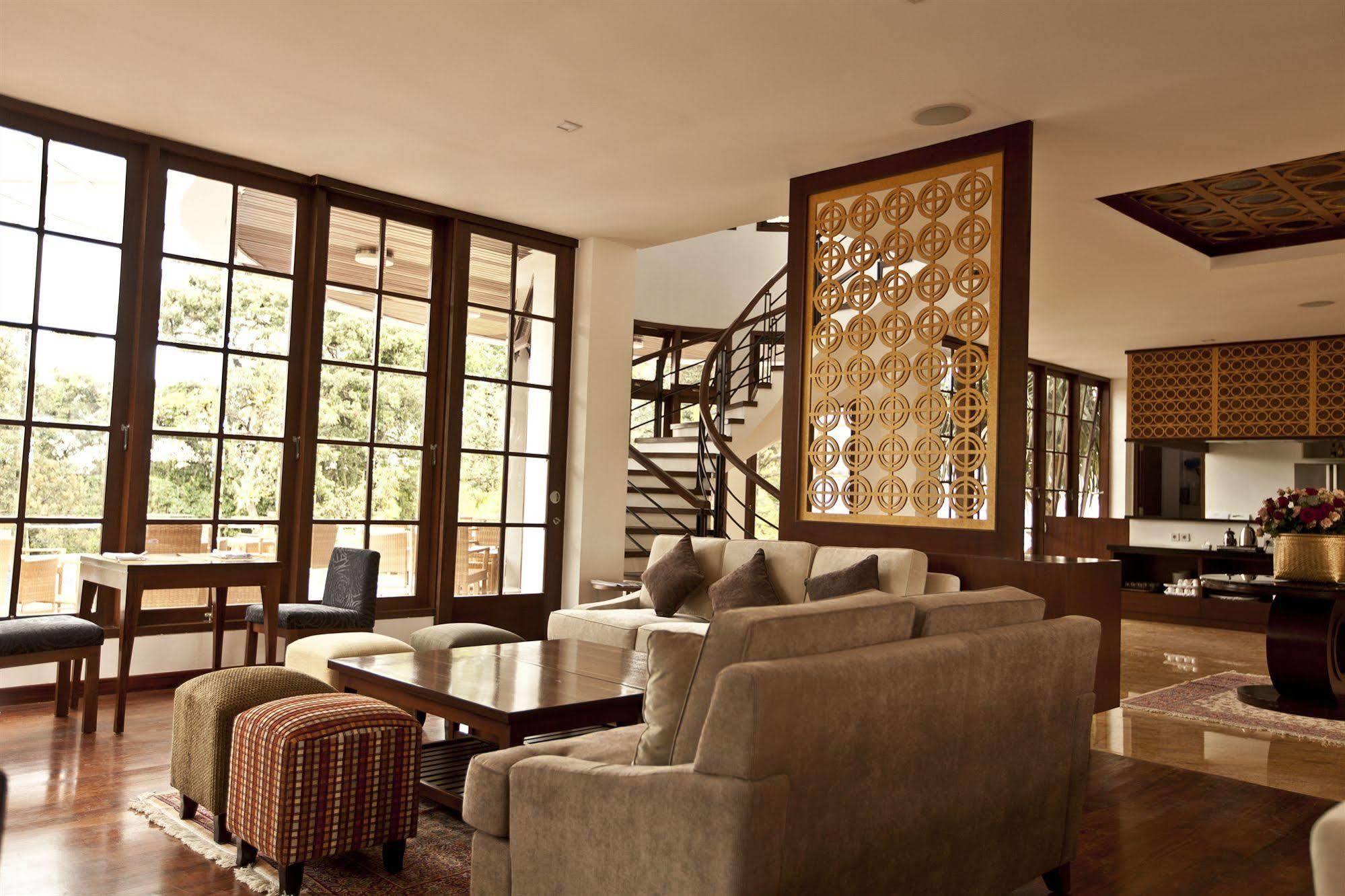 House Sangkuriang Hotel Bandung Kültér fotó